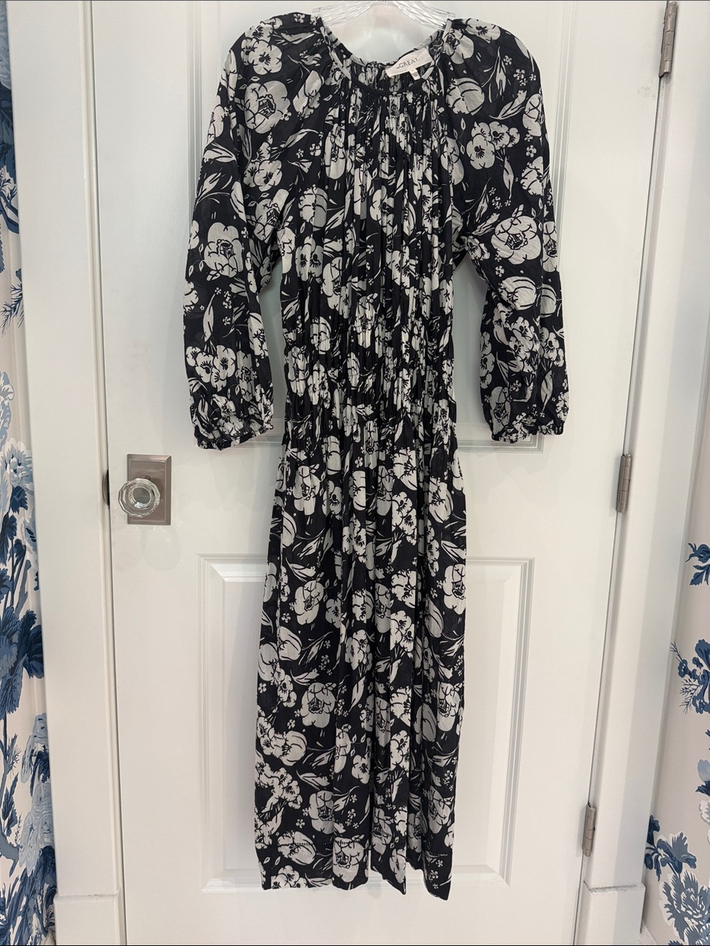 The Great Black & White Floral Long Sleeve Lightweight Midi Dress